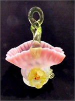 HAND BLOWN ART GLASS BASKET-1 FLOWER PETAL IS