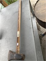 True-temper 6 lb. axe with hammer