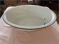 Vintage porcelain baby wash basin
