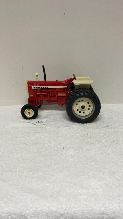 Toy Model Tractor Collection of Alvin and Dee Kaspar