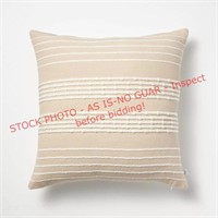 Hearth and hand throw pillow