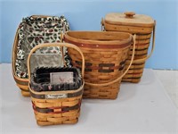 Four long burger baskets