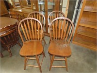Set of 4 Windsor Back Oak Bar Chairs