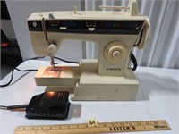 Singer Deluxe Free Arm Sewing Machine Merritt 2430