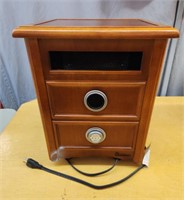 Space Heater - Turns On! Measures 12x12x17"