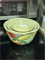 Three graduated mixing bowls with veggie pattern