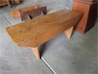 Primitive Wooden Wash Bench - Oak