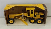 JD Industrial Road Grader NIB