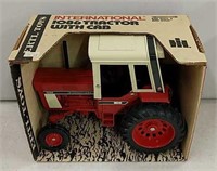 IH 1086 Tractor NIB