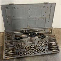 Large Tap and Die Set