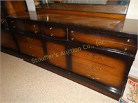 9 dove tailed drawer dresser with framed beveled