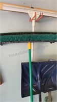 Long Handle Window Squeegee Snow Shovel Push