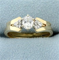 Oval Diamond Engagement Ring in 14K Yellow Gold