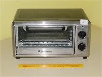 Toast Master Toaster Oven - Located in GARAGE