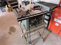 Delta 10" Table Saw with Stand