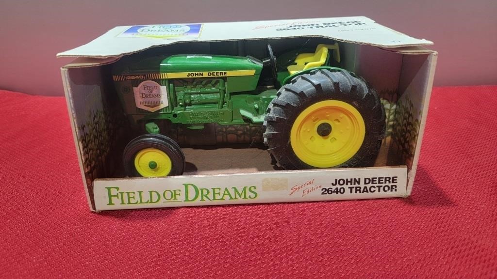 Nib field of dreams diecast john deere tractor