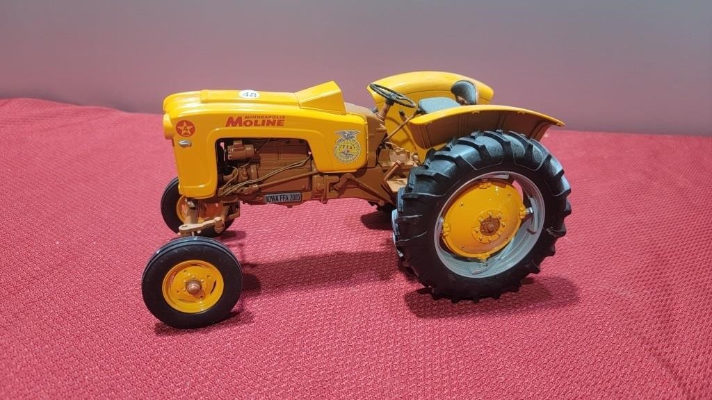 2005 ffa Minneapolis Moline diecast tractor