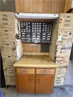 (2) LOCKERS & CABINET - *STORAGE BINS NOT INCLUDED
