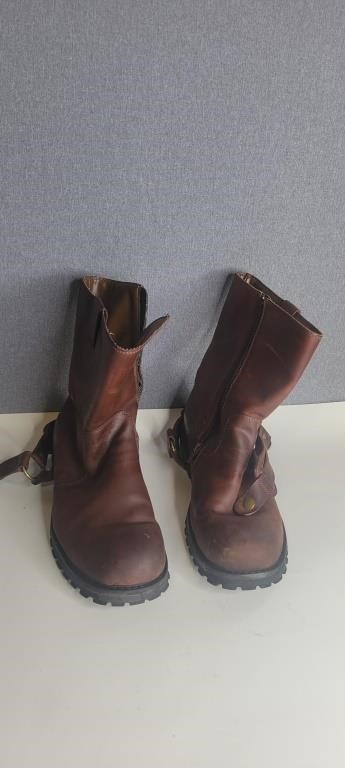 VINTAGE SKECHERS LEATHER BOOTS