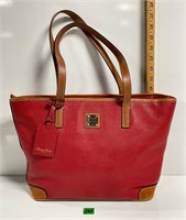 Vtg Dooney & Bourke Red Pebbled Leather Maxi Tote