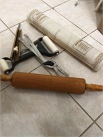 Rolling pin, pastry mat