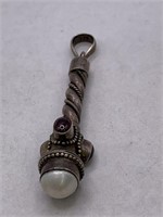 STERLING SILVER & PEARL PENDANT