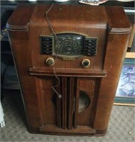 Zenith Short Wave Vintage Radio