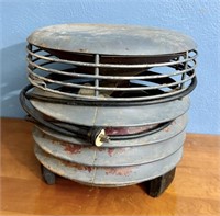 Old Rusty Antique Fan ? Sold as-is