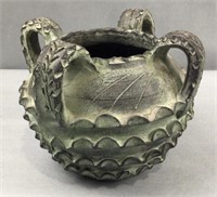 Ceramic ripple patterned vase