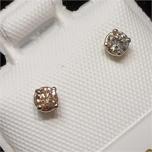 $500 14K  Diamond(0.19ct) Earrings