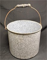 Large 9" Graniteware Bucket with Wood handle