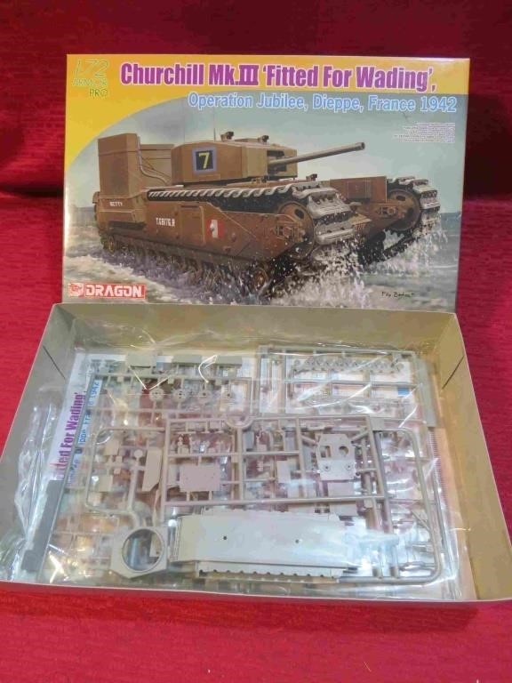 WWII Churchill MkIII Wading Tank 1:72 Model Kit