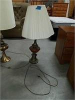 Electric table lamp.
