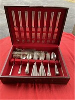 SILVER-PLATED SILVERWARE