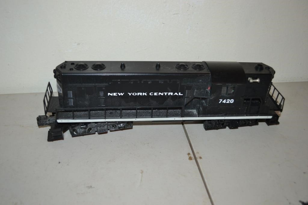 Lionel New York Central Train Engine 7420