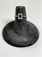 Vintage Sterling Emerald Cut Blue Topaz Ring 2 Gr