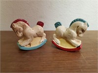 Horse salt & pepper shaker set