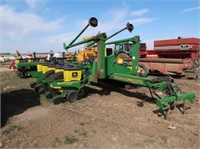 2001 JD 1770 Planter #690354