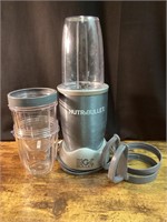 MAGIC BULLET NUTRI-BULLET