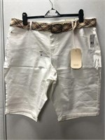 ONE5ONE WOMENS SHORT SIZE 18