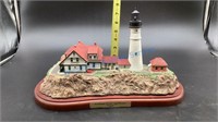 THE DANBURY MINT PORTLAND HEAD LIGHTHOUSE WITH BOX