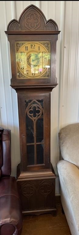 Grandfather Clock ( NO SHIPPING)