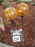 2 PC OUTDOOR GLOBES
