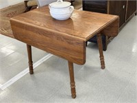 Pine Drop Leaf Table Great Accent Table