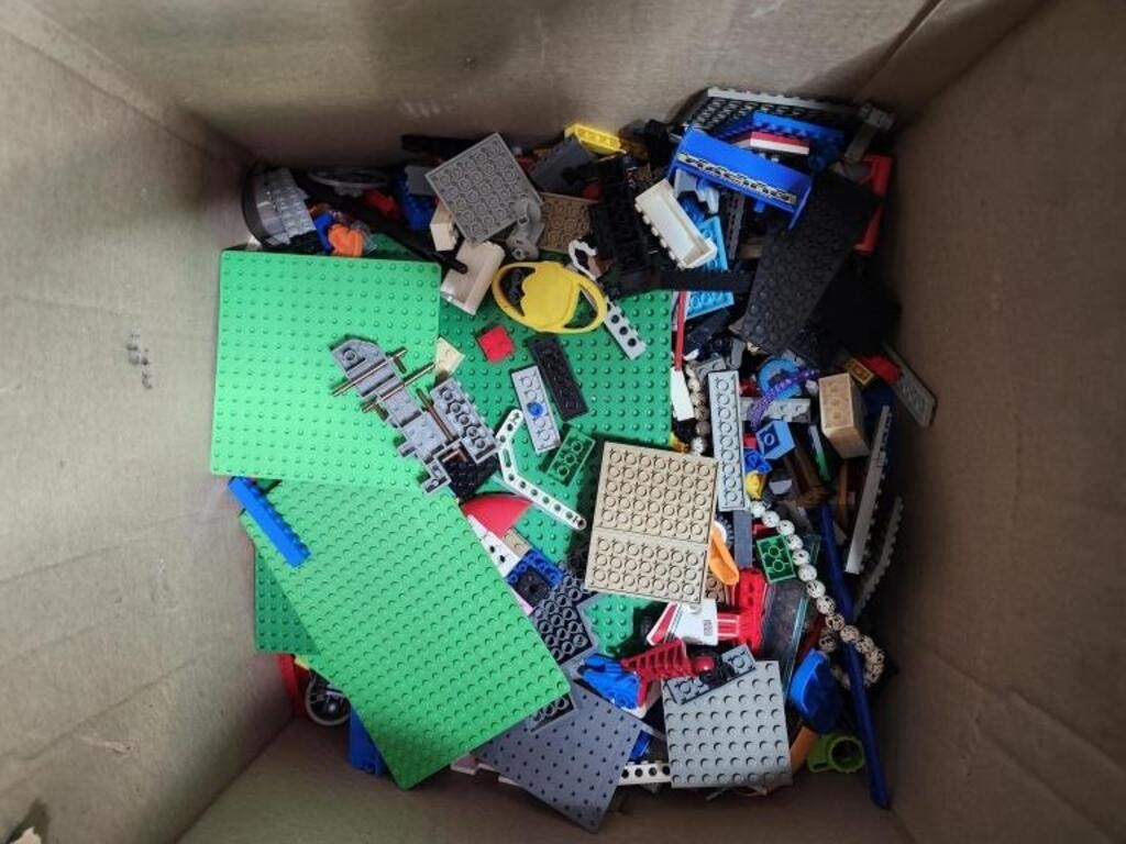 9.4lbs of Lego's