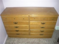 Khoury Furniture Double Chest of Drawers