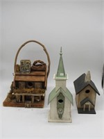 LOT OF 3 COUNTRY BIRD HOUSES. LARGEST IS 14X18