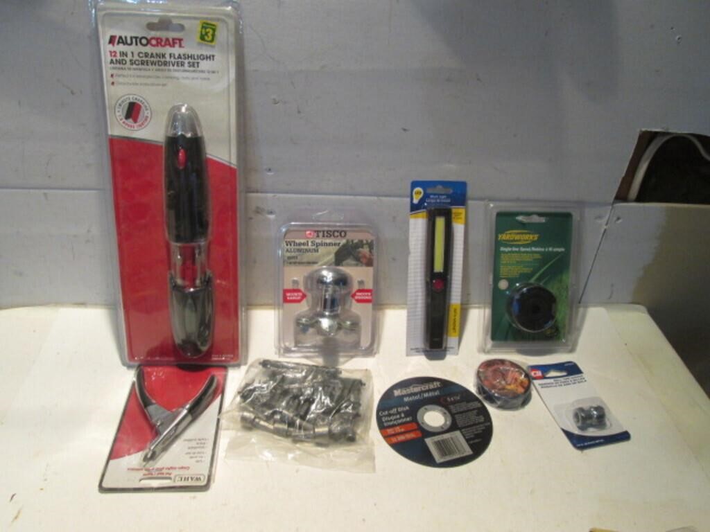 LOT ASSORTED SMALL  NEW TOOLS