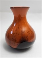 Vase Pottery H: 5"