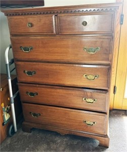 Vintage 6-Drawer Dresser